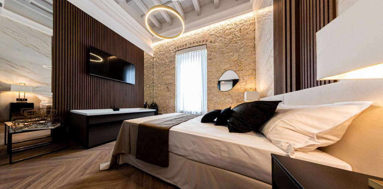 Nero Luxury Suites Cagliari Extérieur photo